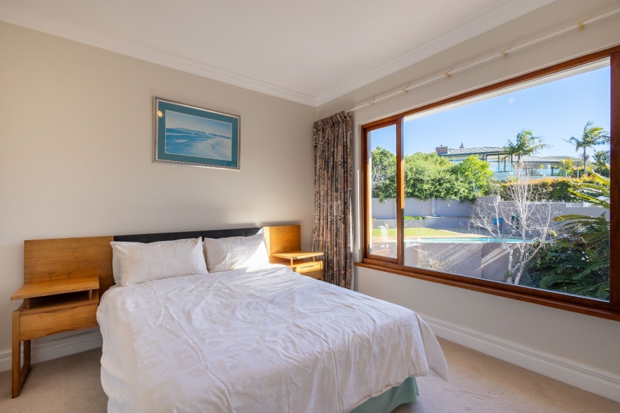 4 Bedroom Property for Sale in Lower Robberg Western Cape